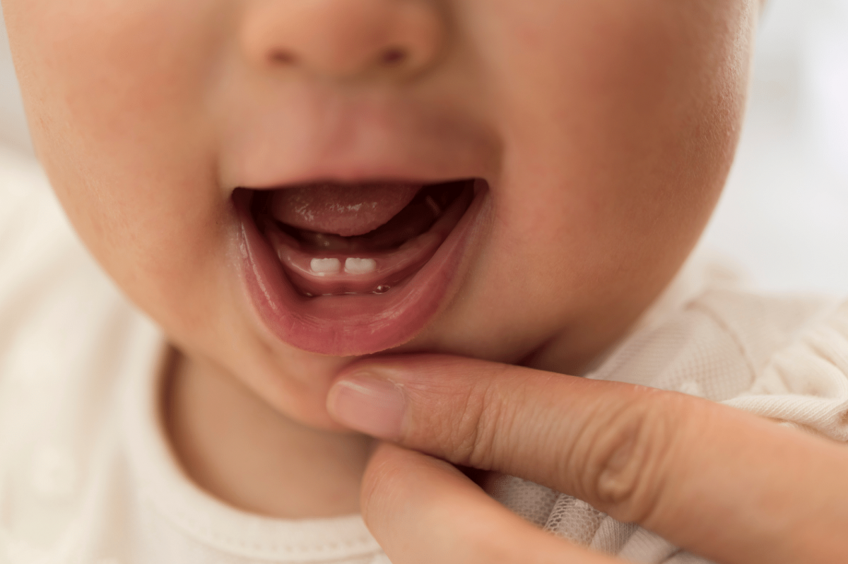 Oral Health: Brushing a baby’s teeth