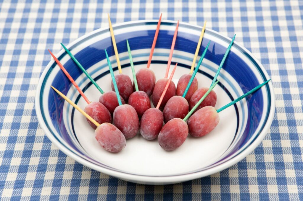 Engage Kids with Food: Fun Grape and Toothpick Activity!